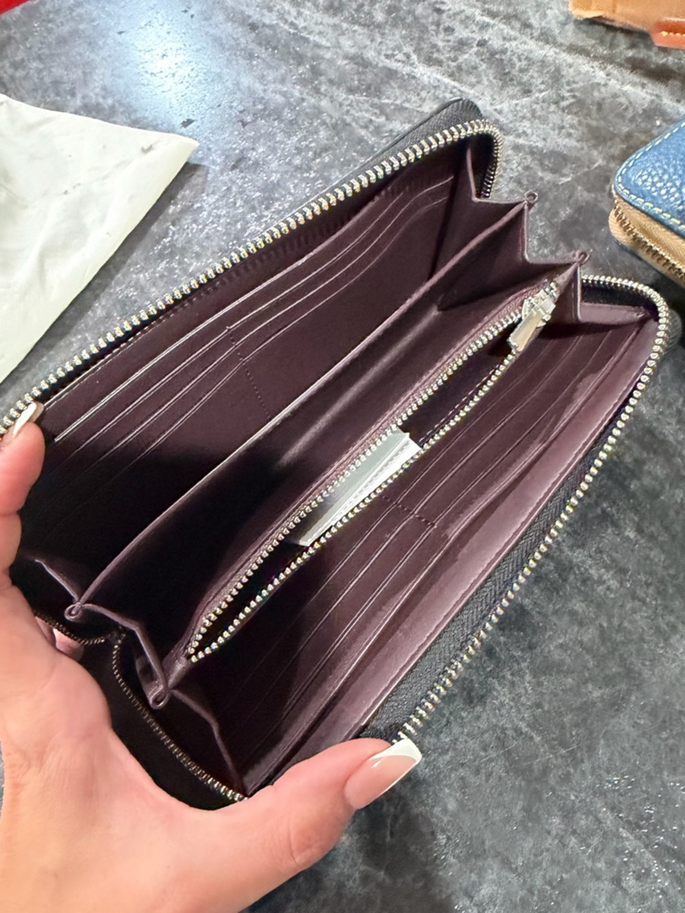 Coach Black Leather Zip-Around Wallet - Picture 6 of 10